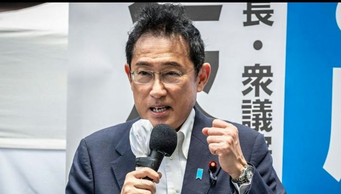 日本自民黨兩大派系「散band」？岸田考慮「落刀」安倍派今開大會
