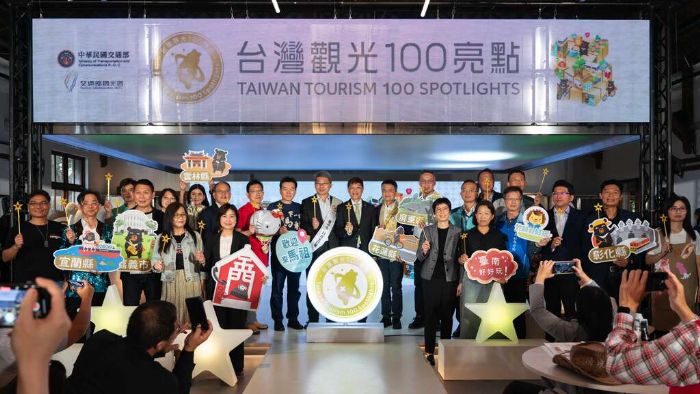 台灣觀光100亮點帶動國旅 中市花毯節、新社花海11月首波主打星敲響商機