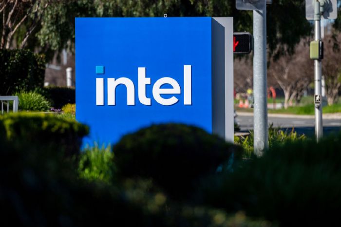 美國政府停止向 Intel、Qualcomm 出口處理器的許可