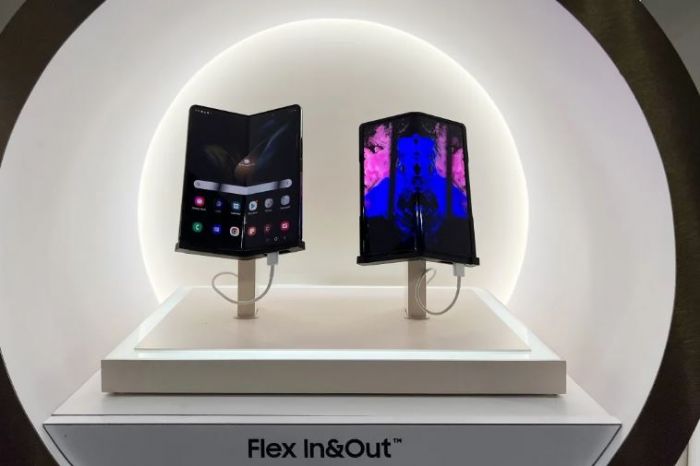 三星創新「Flex In&Out」雙面可折疊技術及「Flex Note Extendable」摺疊延展螢幕亮相