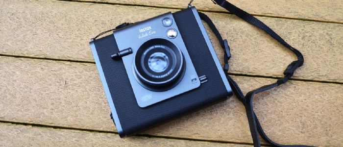 富士推出全新instax WIDE Evo，融合數位科技與經典拍立得魅力，為創意拍攝帶來全新體驗