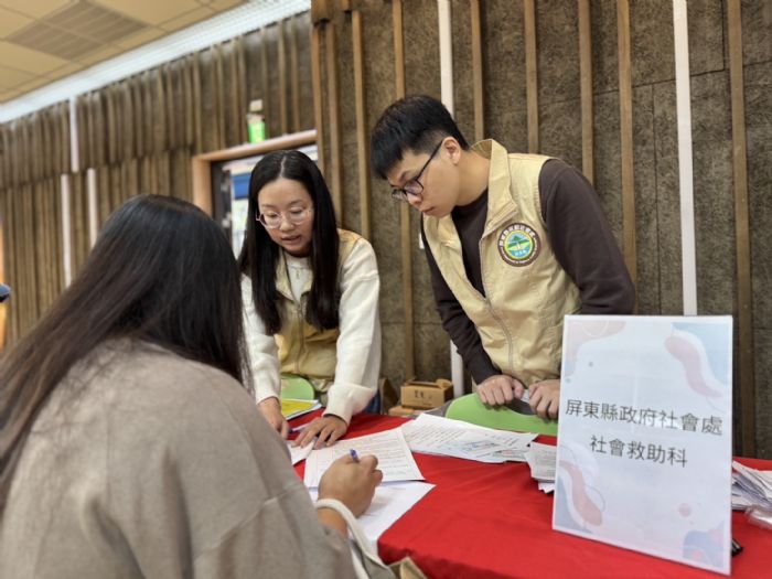 屏東縣啟動三大脫貧方案，助力學子與家庭走向更美好的未來