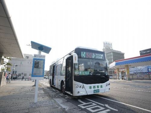 高雄市交通局：太陽能電子紙智慧型站牌即將登場