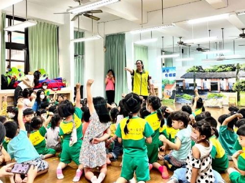 活潑啟發！113年幼兒園動保戲劇巡迴：培育愛護動物新世代