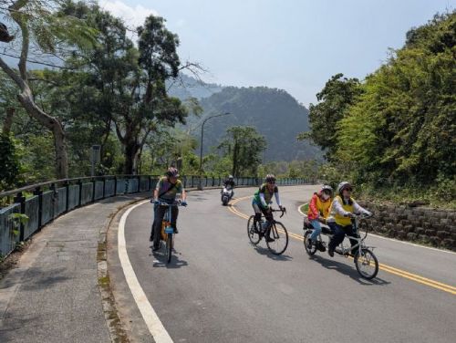 追風之旅：高雄觀光圈視障車友自行車活動精彩開跑