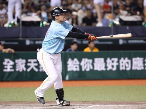 台鋼雄鷹勇奪勝利！江承諺穩健投球帶隊贏得三連戰最終戰