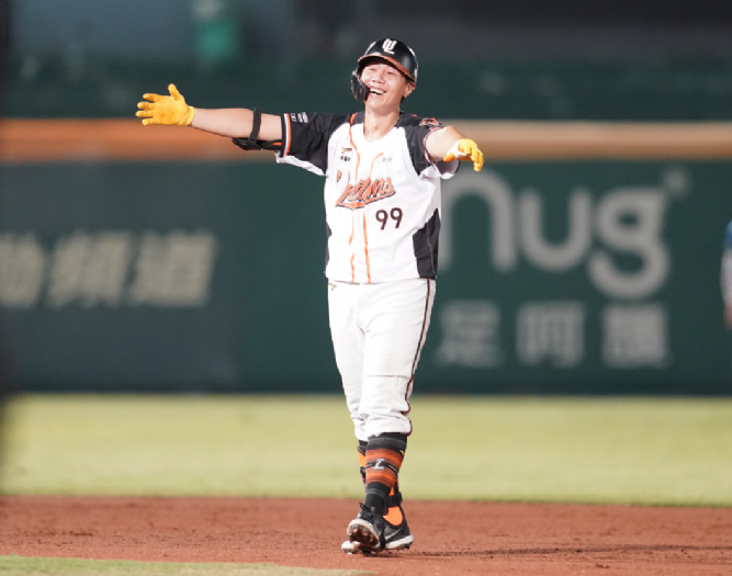 林益全再見安打獲MVP 統一6：5逆轉勝